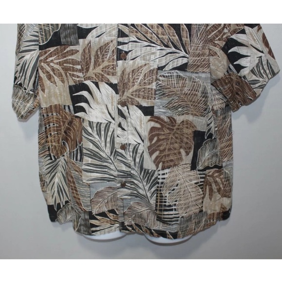 Bishop St Apparel Tropical Leaf Button Down - Picture 3 of 5